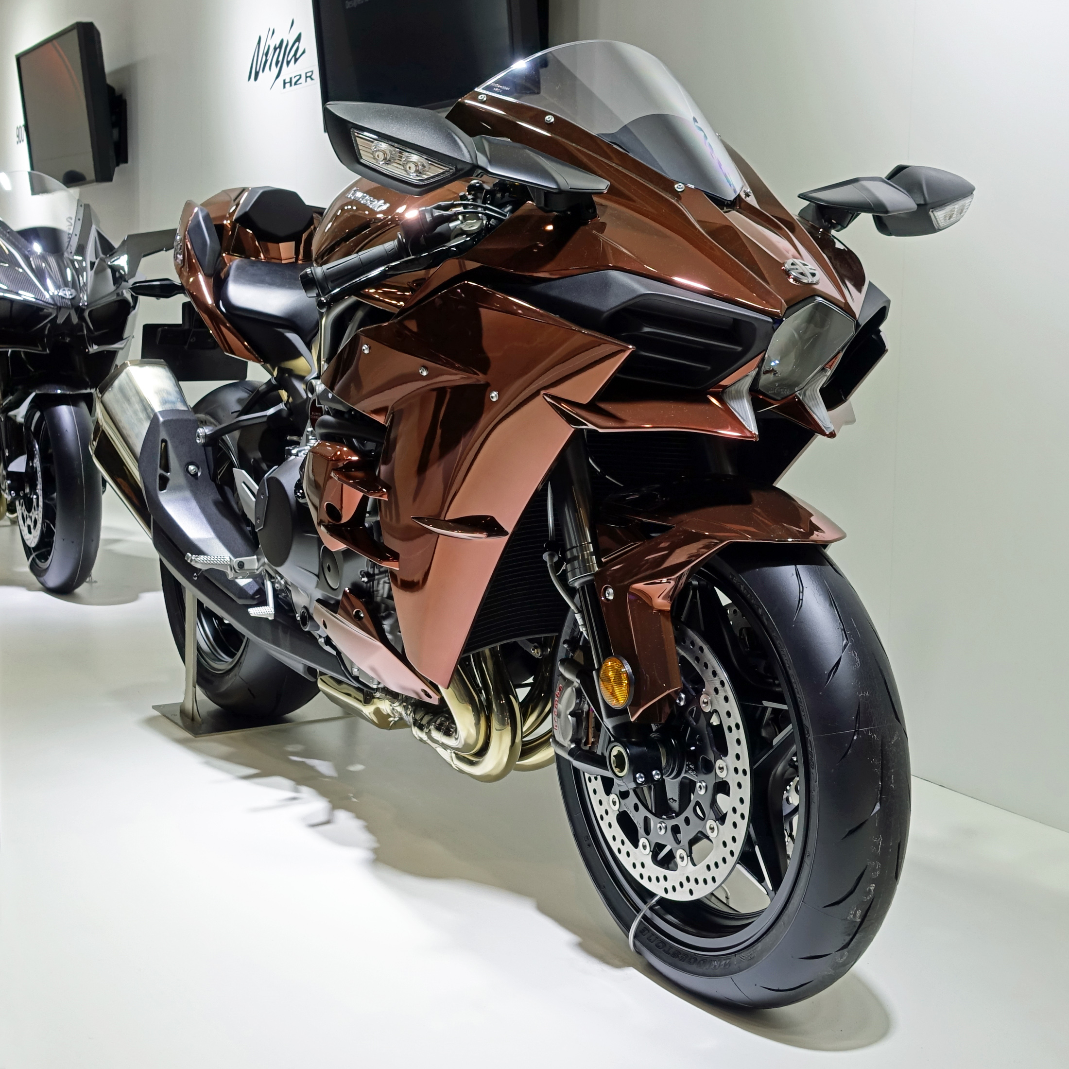 File:Kawasaki Ninja H2 at the Tokyo Motor Show 2015-1.jpg